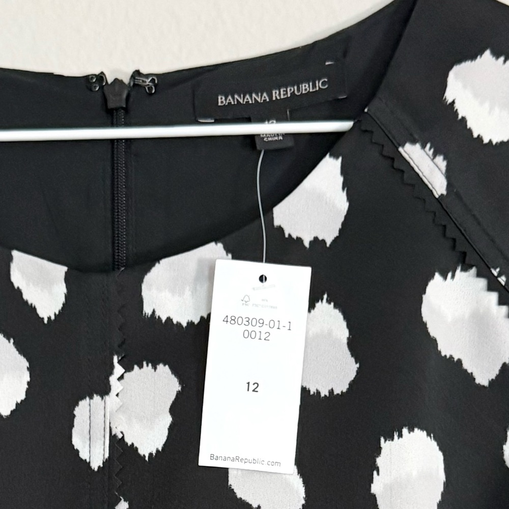 Banana Republic Silk Polka Dot Dress - Picture 7 of 7